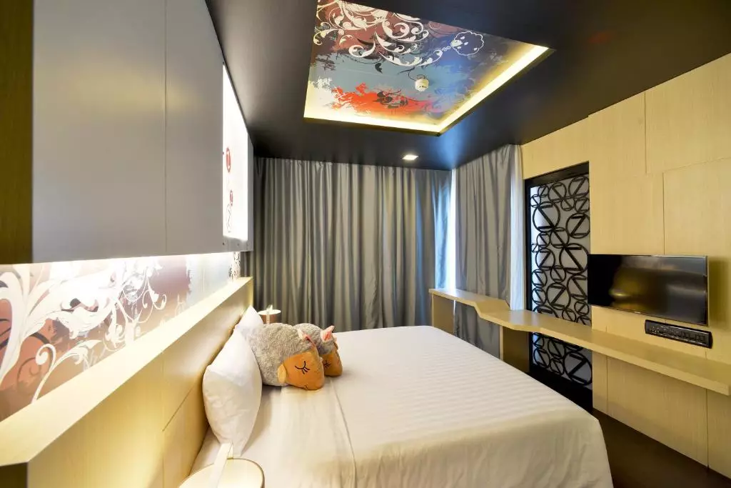SLEEP WITH ME HOTEL design hotel